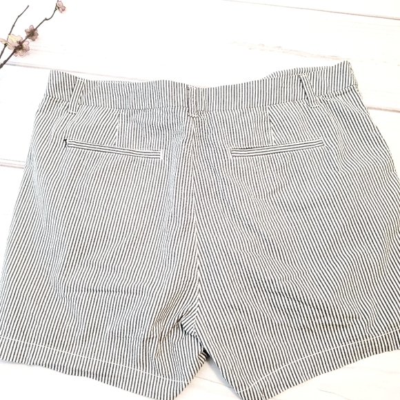 A New Day Blue White Striped Flat Front Shorts pockets cotton spandex 16 - Picture 6 of 6